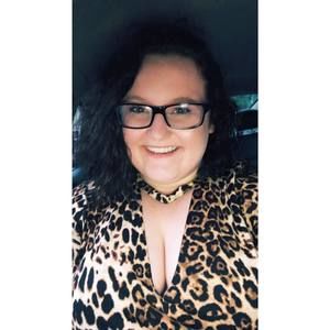 Meet your Posher, Macie